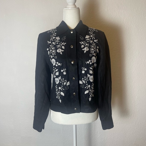 Via seta embroidered snap button blouse shirts size 8 - Picture 1 of 9